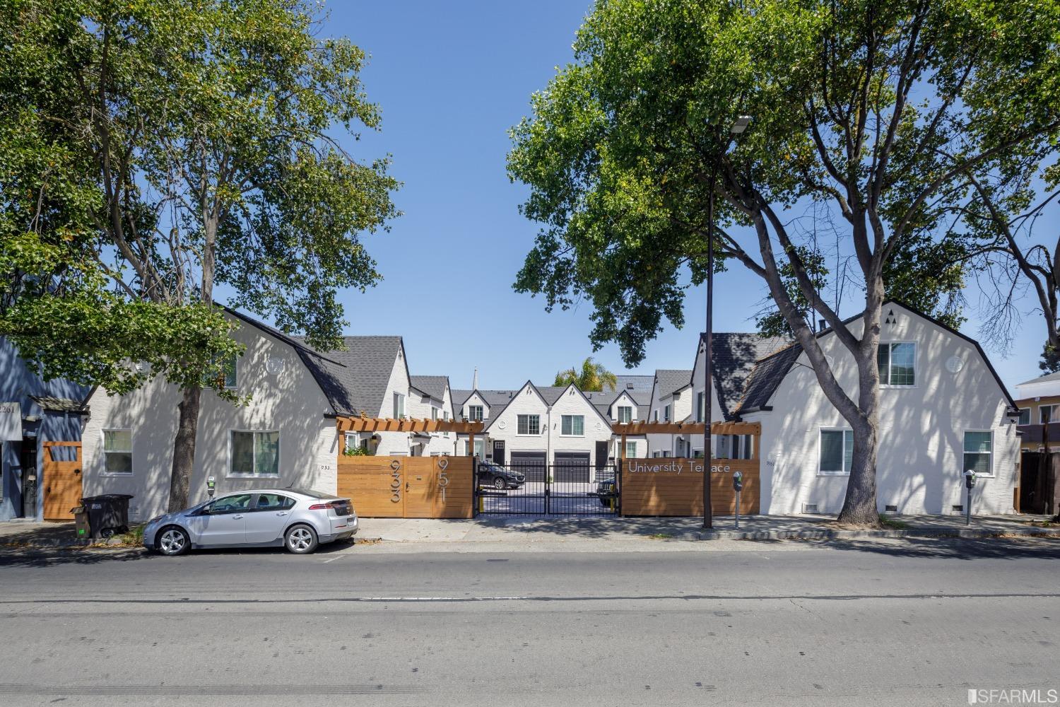 951 University Avenue Berkeley, CA 94710 - Photo 5 of 34 a view of street with parked cars
