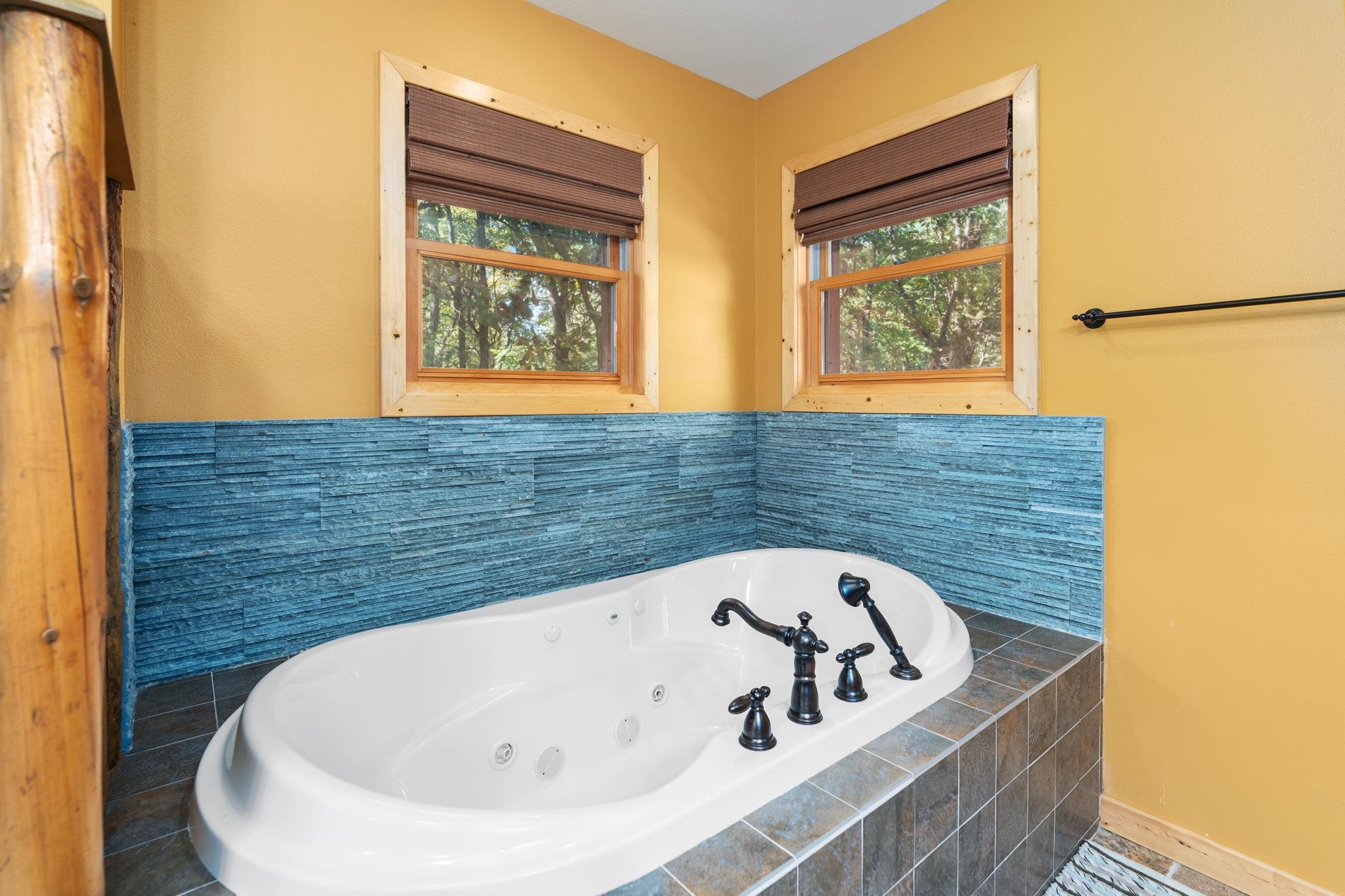 237 Oakbrook Drive Wisconsin Dells, WI 53965 - Photo 33 of 85