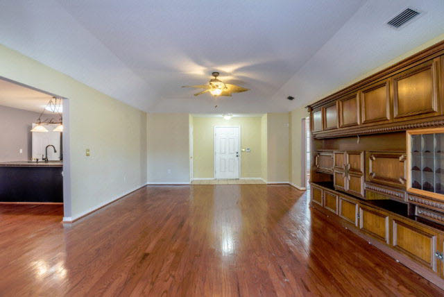 1511 Mulberry Lane Foley, AL 36535 - Photo 5 of 34 Family Room