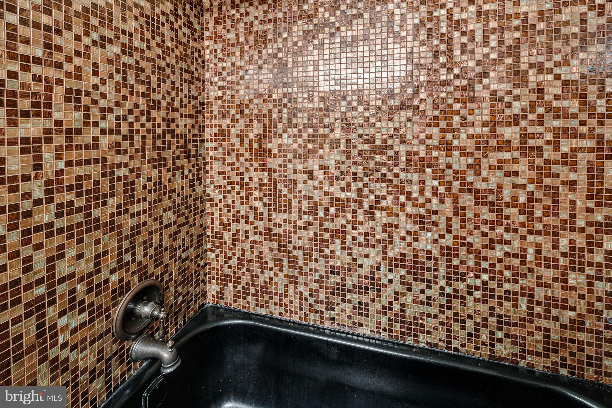 9580 State Rd., Unit 36B Philadelphia, PA 19114 - Photo 15 of 28 Hallway Bathroom