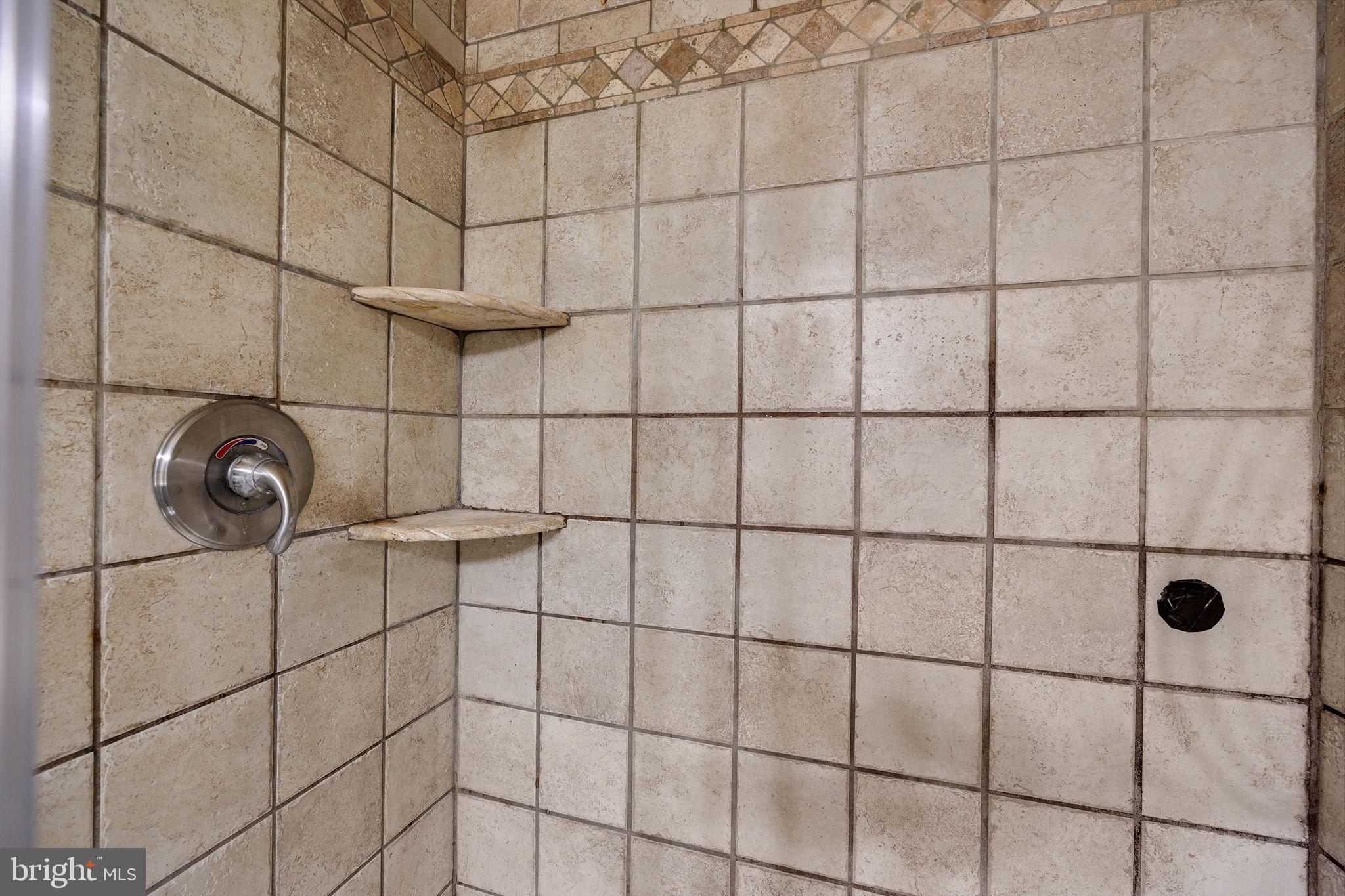 9580 State Rd., Unit 36B Philadelphia, PA 19114 - Photo 21 of 28 Master Bathroom