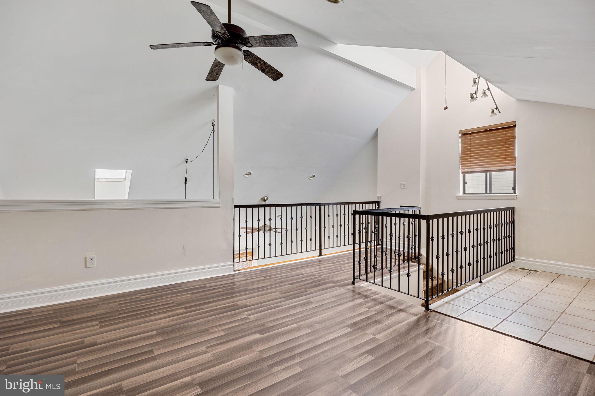 9580 State Rd., Unit 36B Philadelphia, PA 19114 - Photo 23 of 28 Loft
