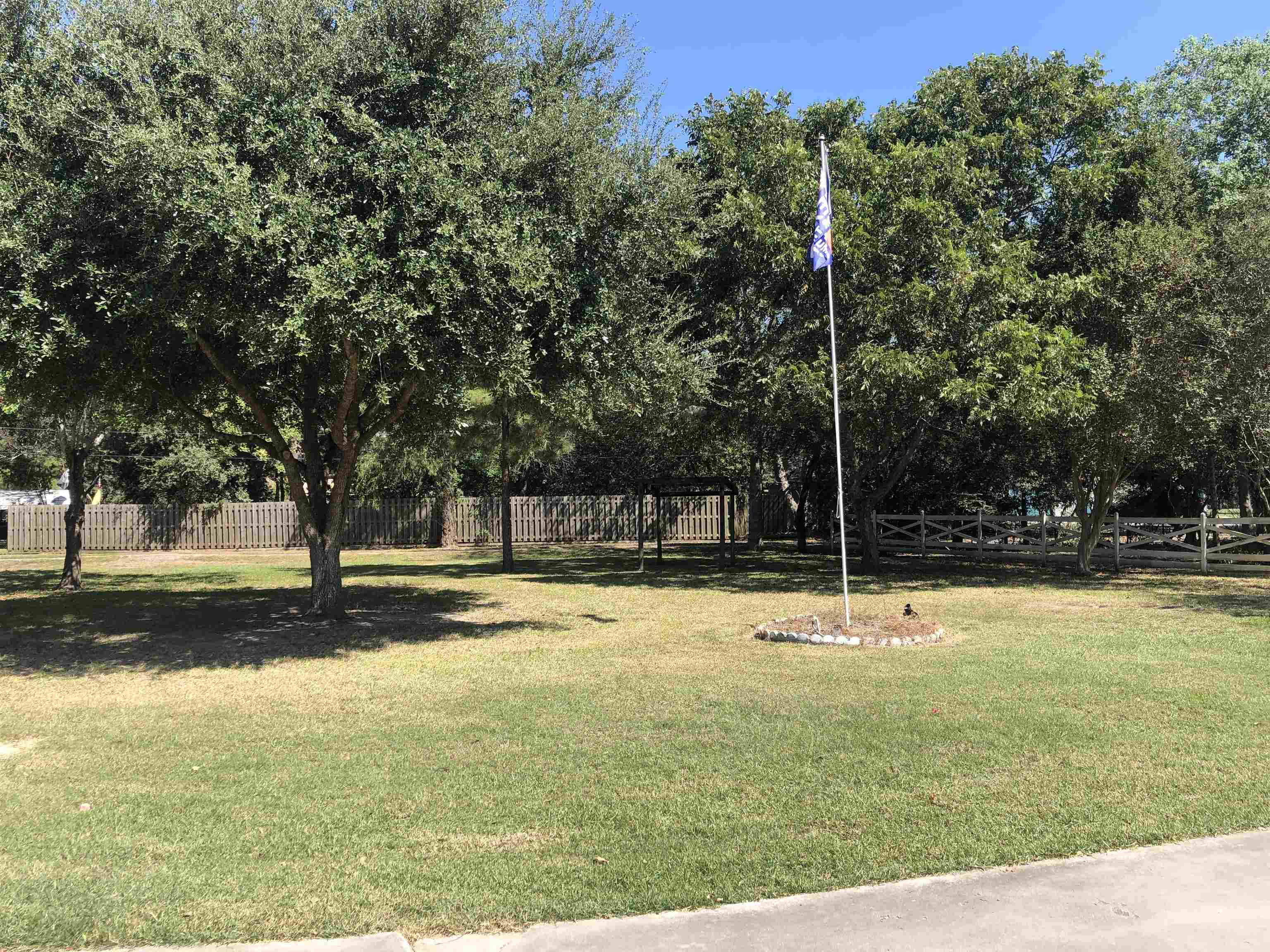 9099 North Park Loop Beaumont, TX 77705 - Photo 26 of 34