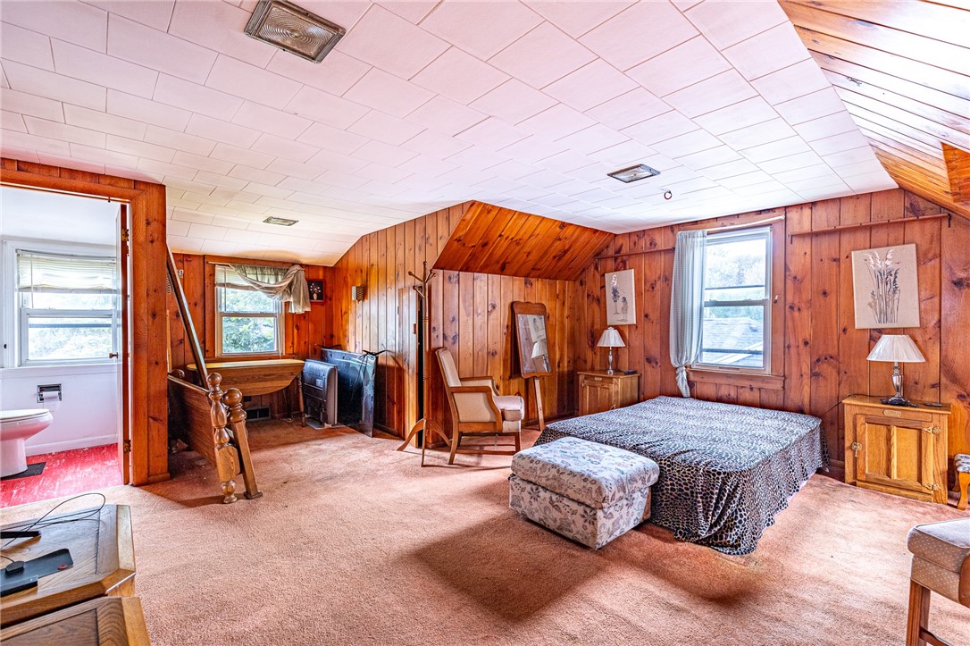 909 Whitlock Road Irondequoit, NY 14609 - Photo 13 of 19 Gallery Image 13