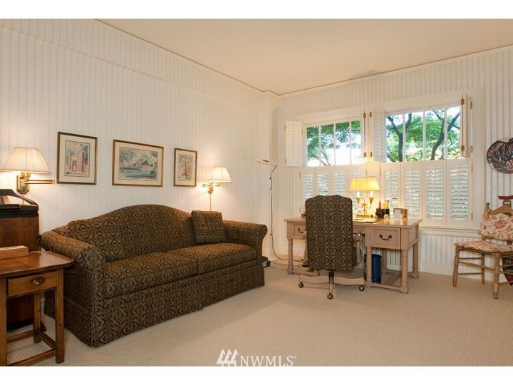 1223 Spring Street, Unit 200 Seattle, WA 98104 - Photo 18 of 20