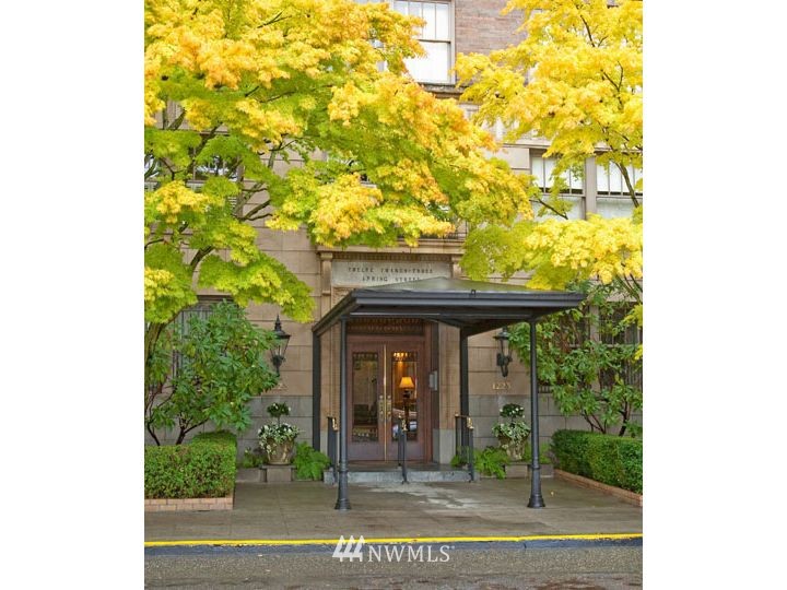 1223 Spring Street, Unit 200 Seattle, WA 98104 - Photo 19 of 20
