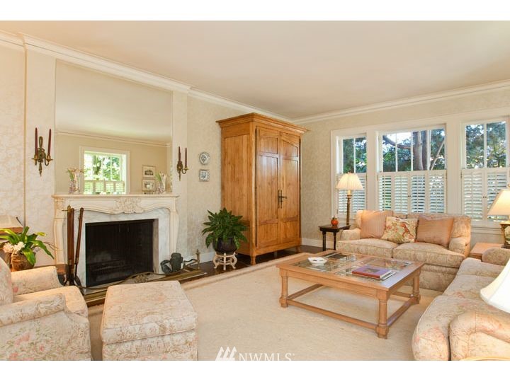 1223 Spring Street, Unit 200 Seattle, WA 98104 - Photo 5 of 20