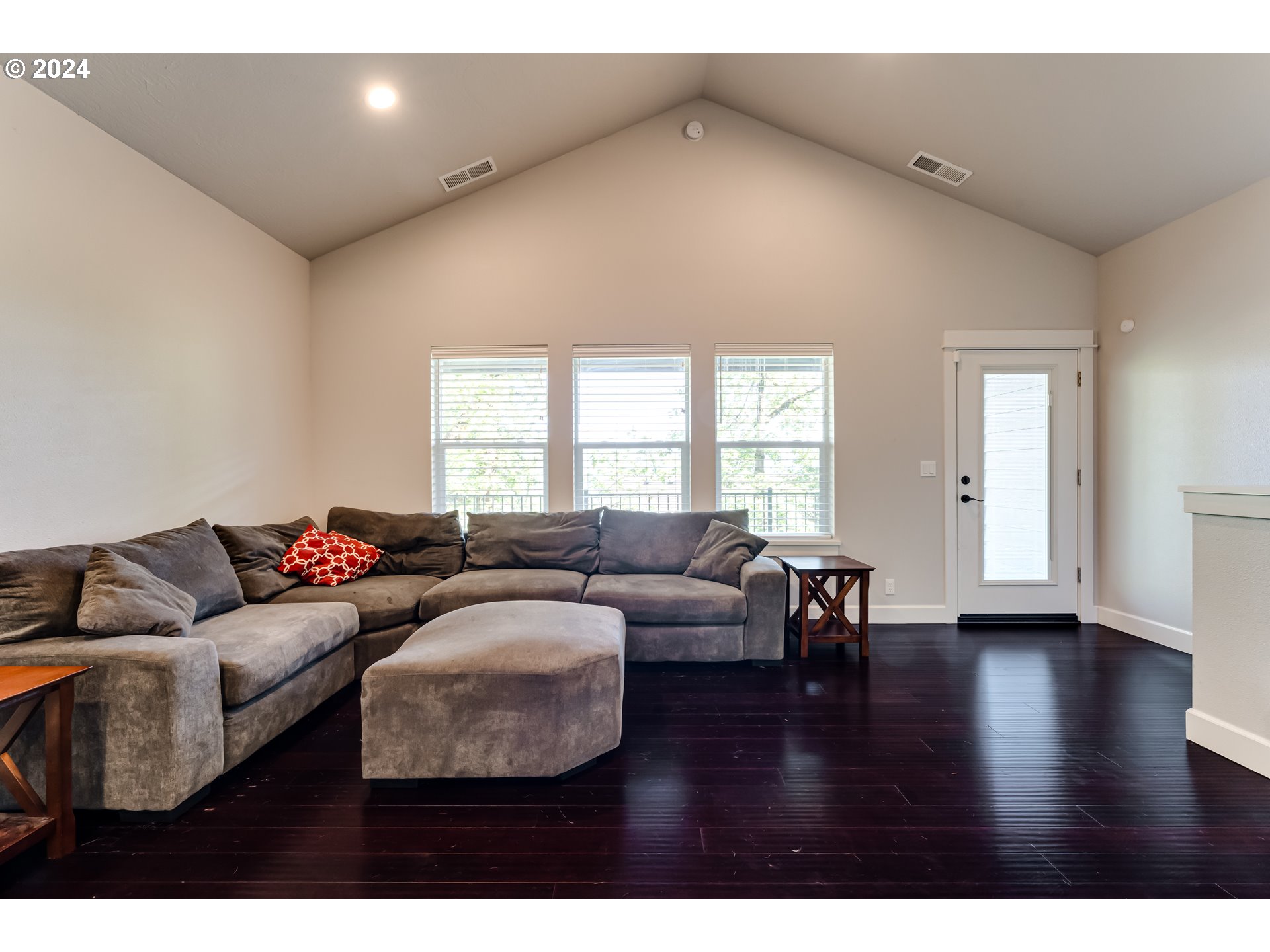 6362 Forest Ridge Drive Springfield, OR 97478 - Photo 14 of 44 a living room with furniture and wooden floor