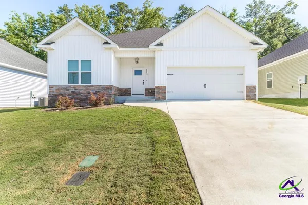 $2,195 | 113 Garrett Lane, Warner Robins, GA 31088