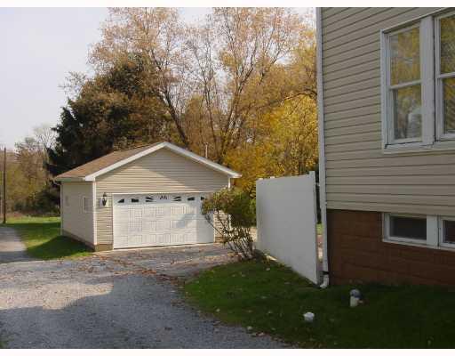 109 Sunnyside Road New Castle, PA 16102 - Photo 13 of 13 Exterior Back.