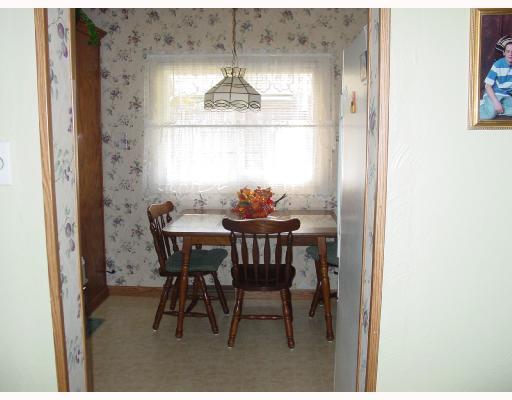 109 Sunnyside Road New Castle, PA 16102 - Photo 7 of 13 Kitchen.