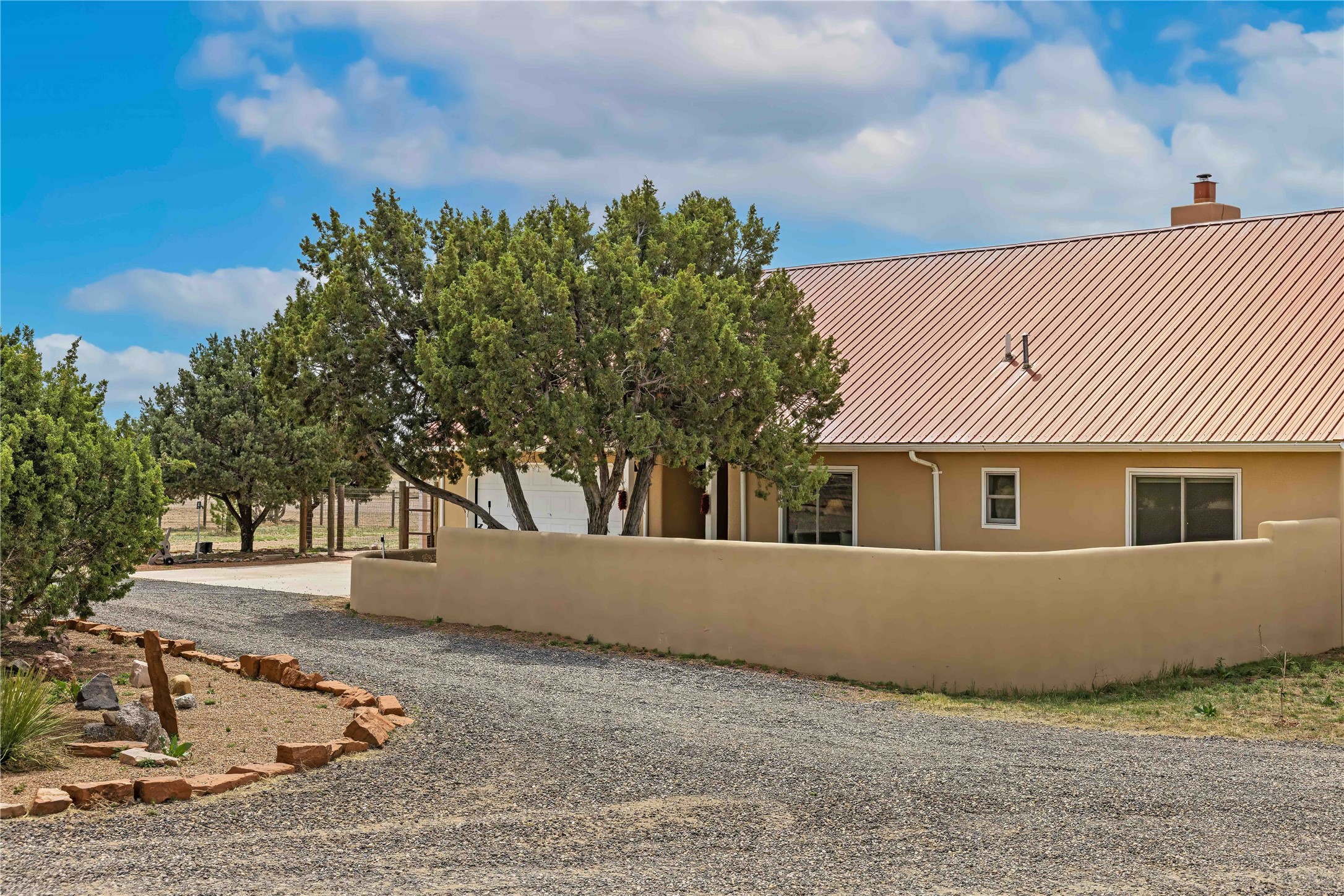133 Jacinto Road Santa Fe, NM 87508 - Photo 5 of 46 Front Courtyard