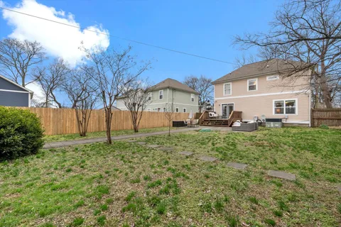 $559,000 | 238 Treutland Avenue, Nashville, TN 37207