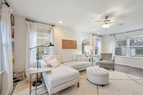 $559,000 | 238 Treutland Avenue, Nashville, TN 37207