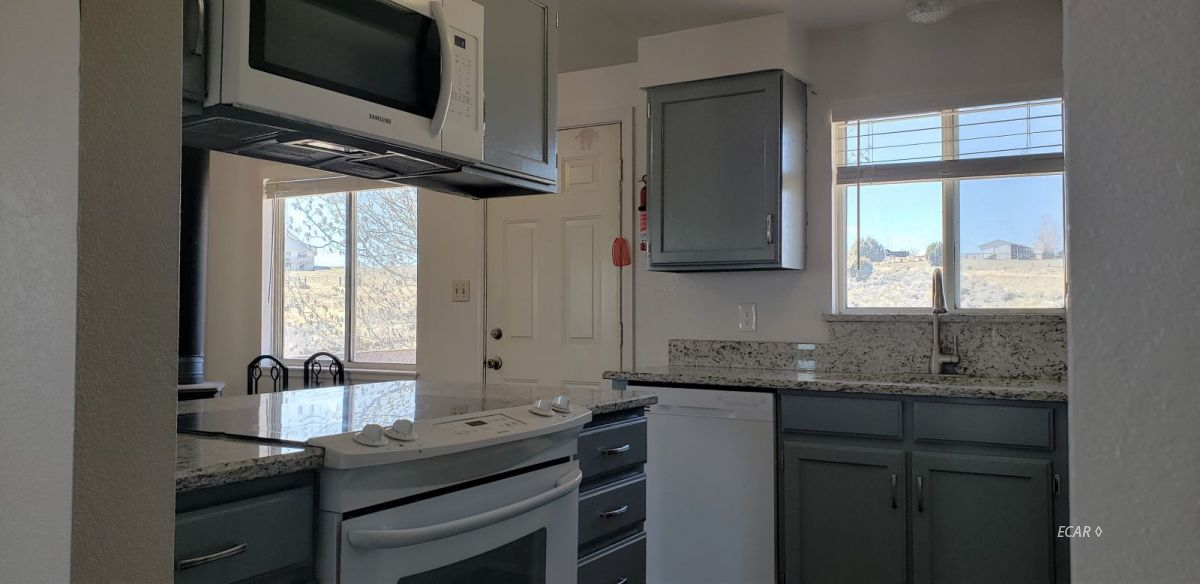 718 Spring Creek Parkway Spring Creek, NV 89815 - Photo 7 of 24 Gallery Image 7