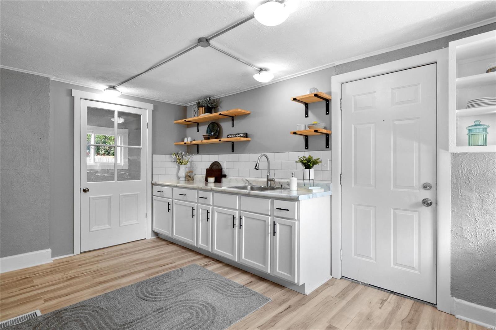 614 South Church Street Belleville, IL 62220 - Photo 14 of 31