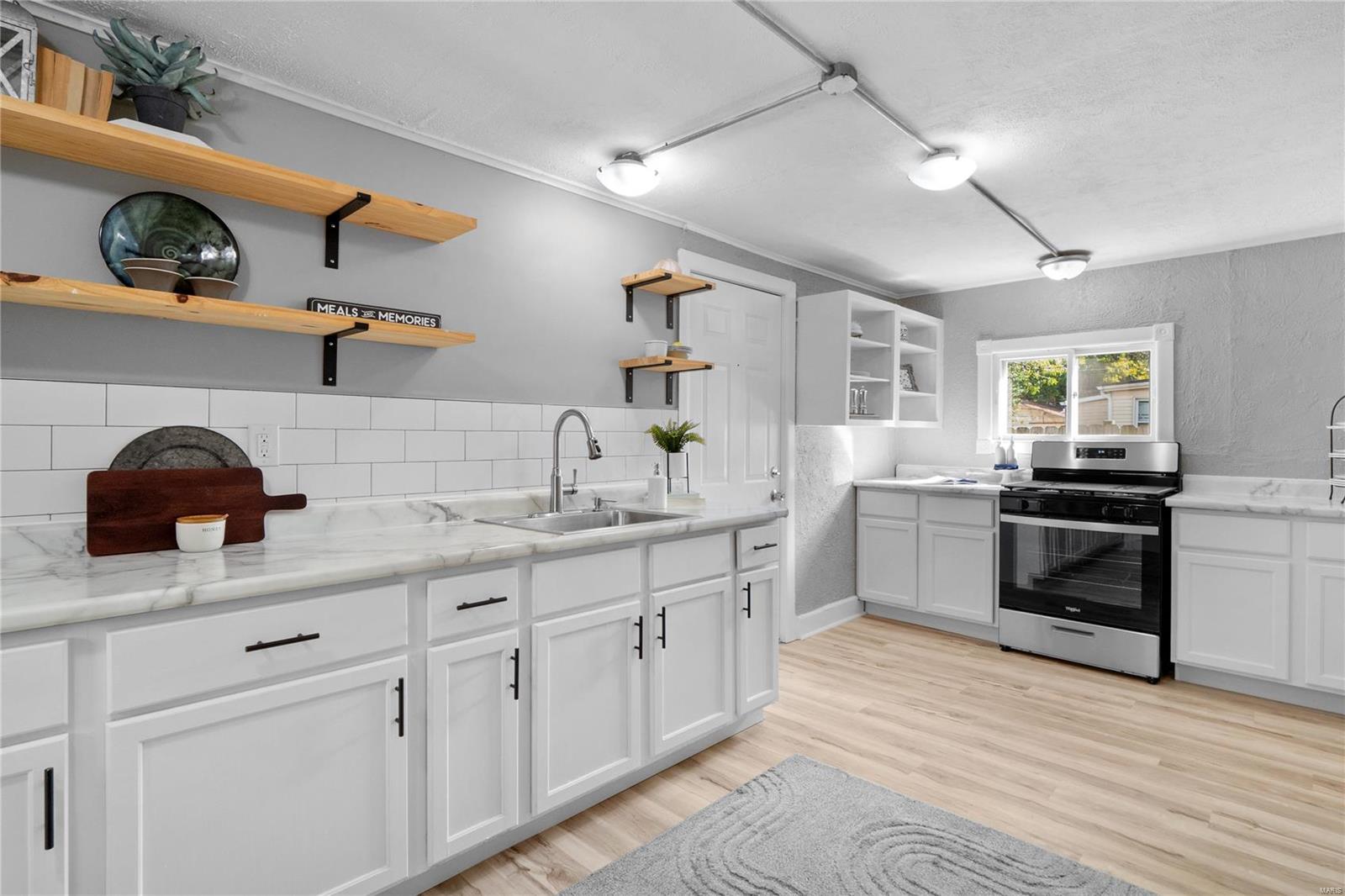 614 South Church Street Belleville, IL 62220 - Photo 16 of 31