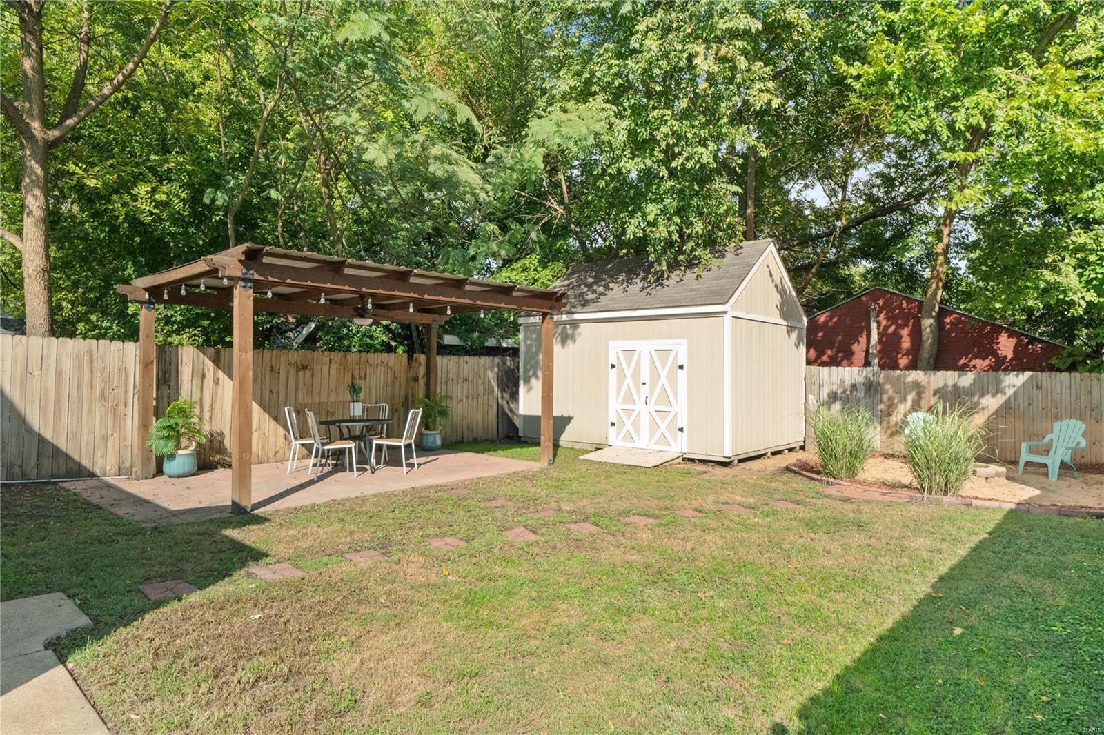 614 South Church Street Belleville, IL 62220 - Photo 2 of 31