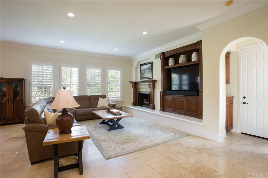 29 Marble Sands Newport Beach, CA 92660 - Photo 11 of 29 Spacious family room off the kitchen