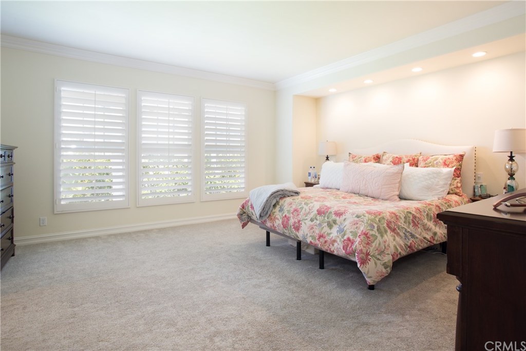 29 Marble Sands Newport Beach, CA 92660 - Photo 14 of 29 The sunny master is enormous!