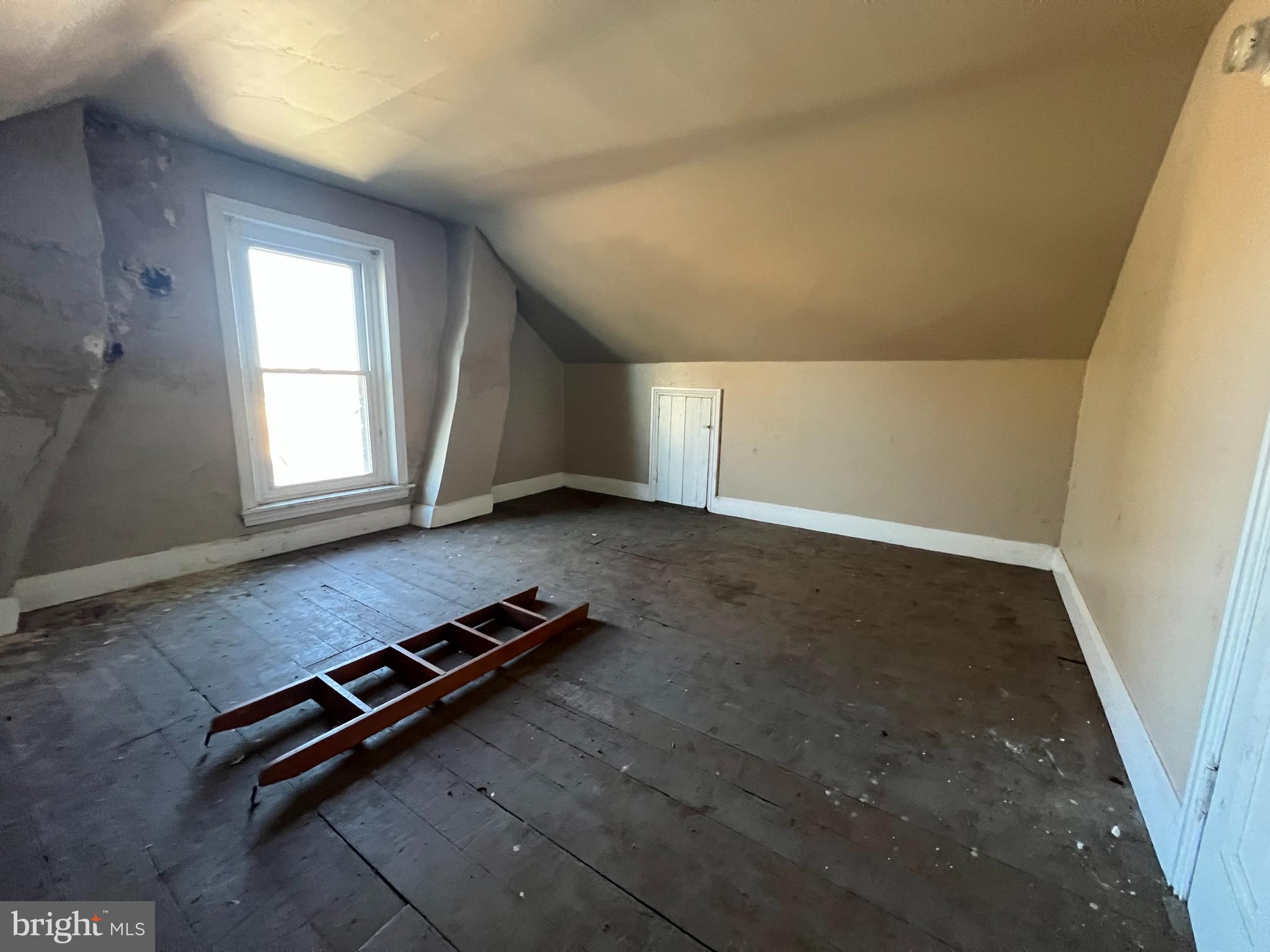 151 Hall Street Spring City, PA 19475 - Photo 9 of 12