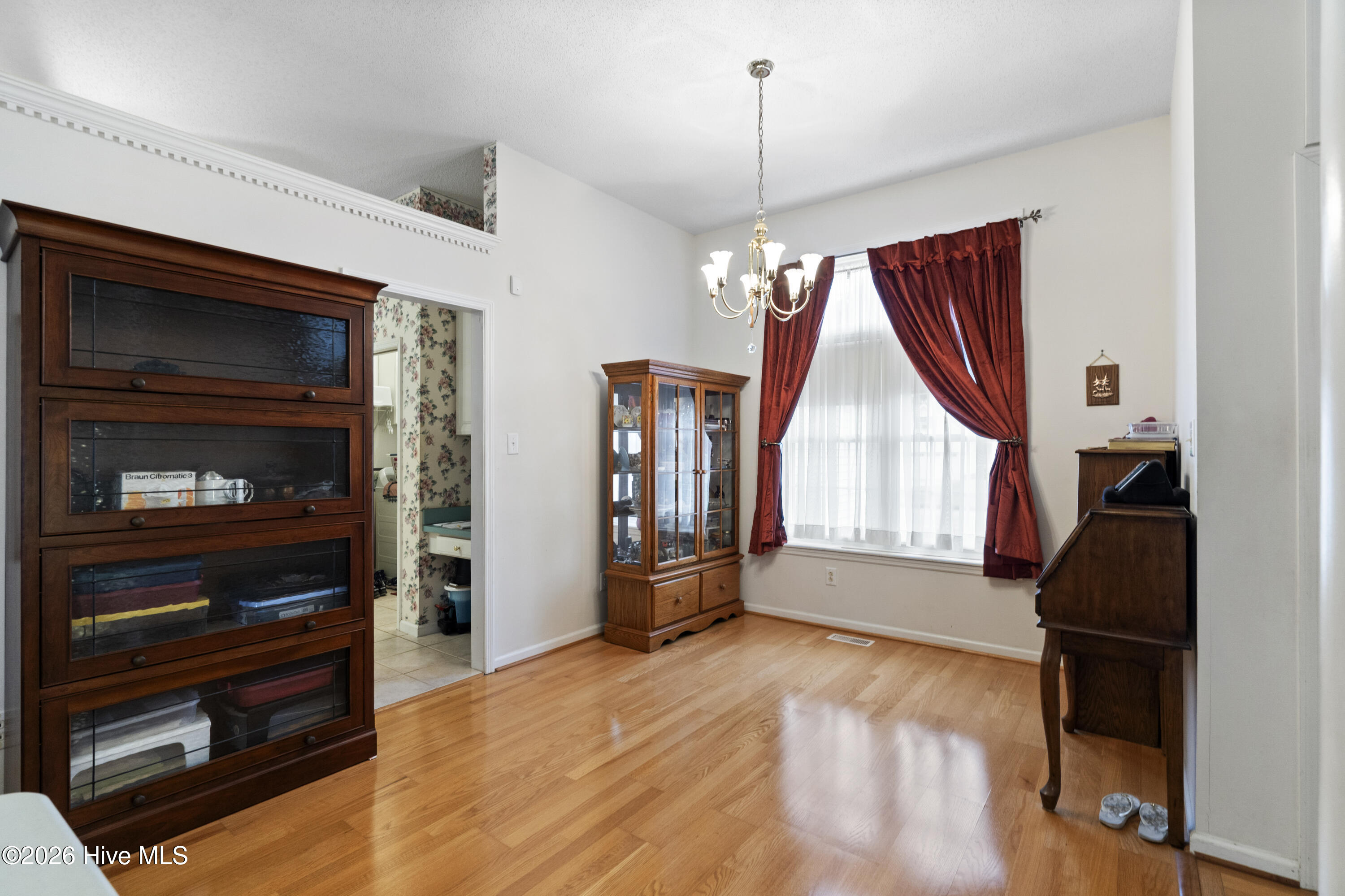 4211 Yarmouth Road New Bern, NC 28562 - Photo 4 of 25 Dining Area(2)