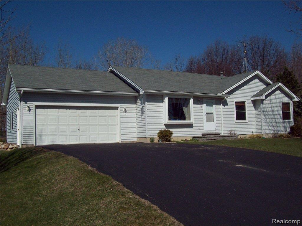 3452 Green Corners Road Lapeer, MI 48446 - Photo 1 of 11 FRONT