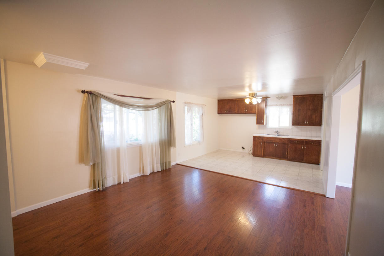 Living Room-3