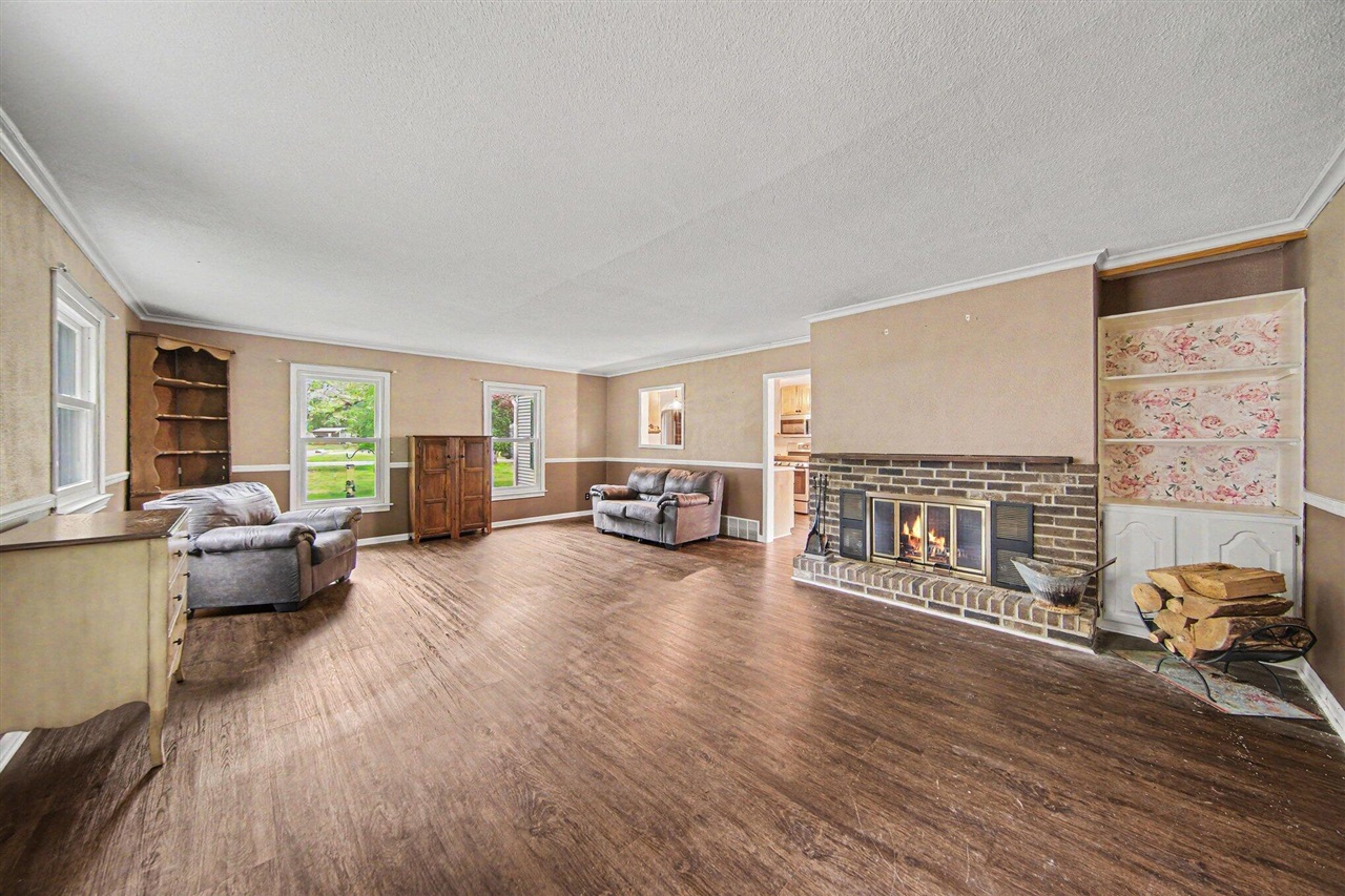 2800 Kibby Road Jackson, MI 49203 - Photo 3 of 37