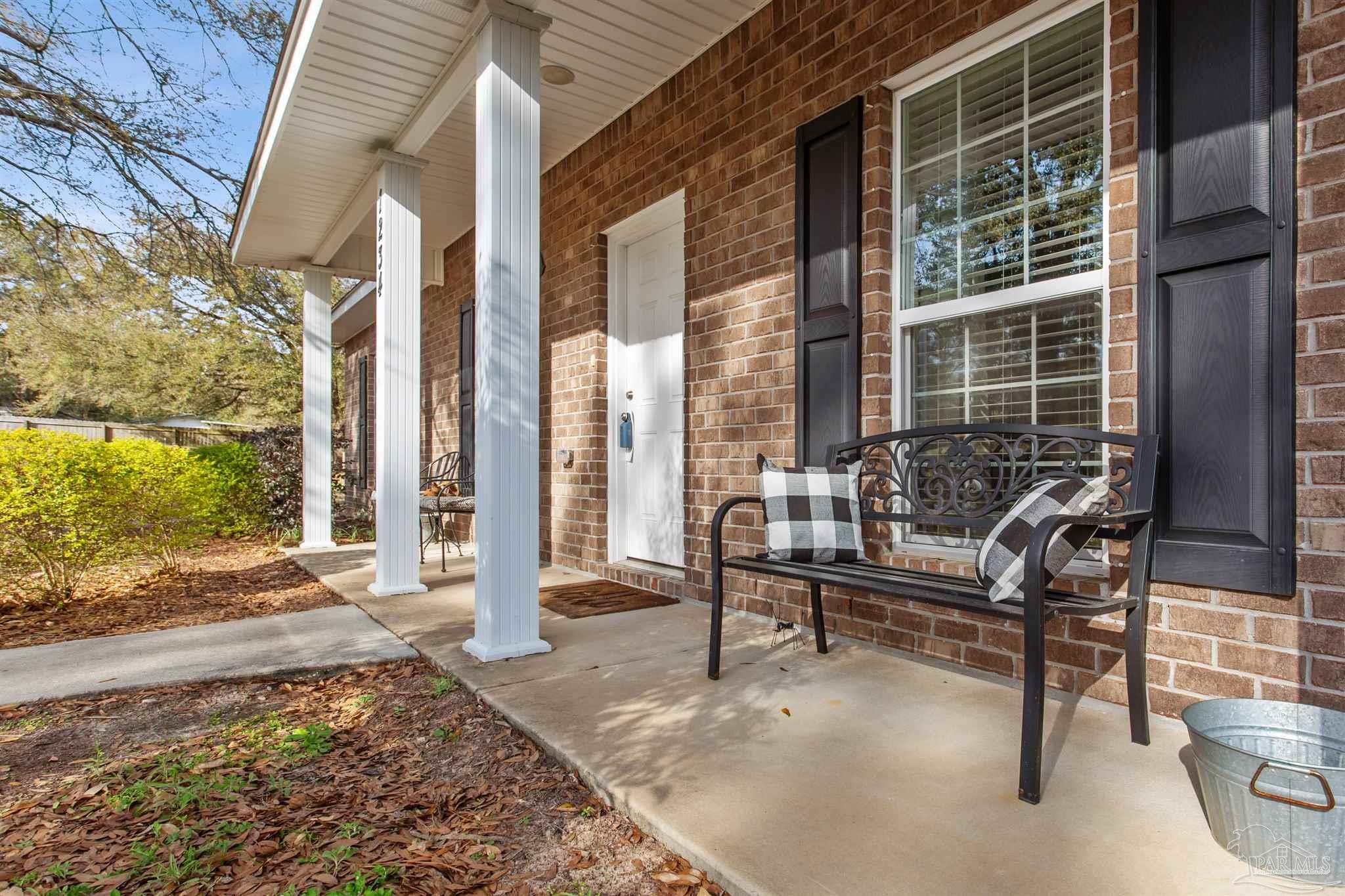 1234 Conference Road Cantonment, FL 32533 - Photo 5 of 35 Gallery Image 5
