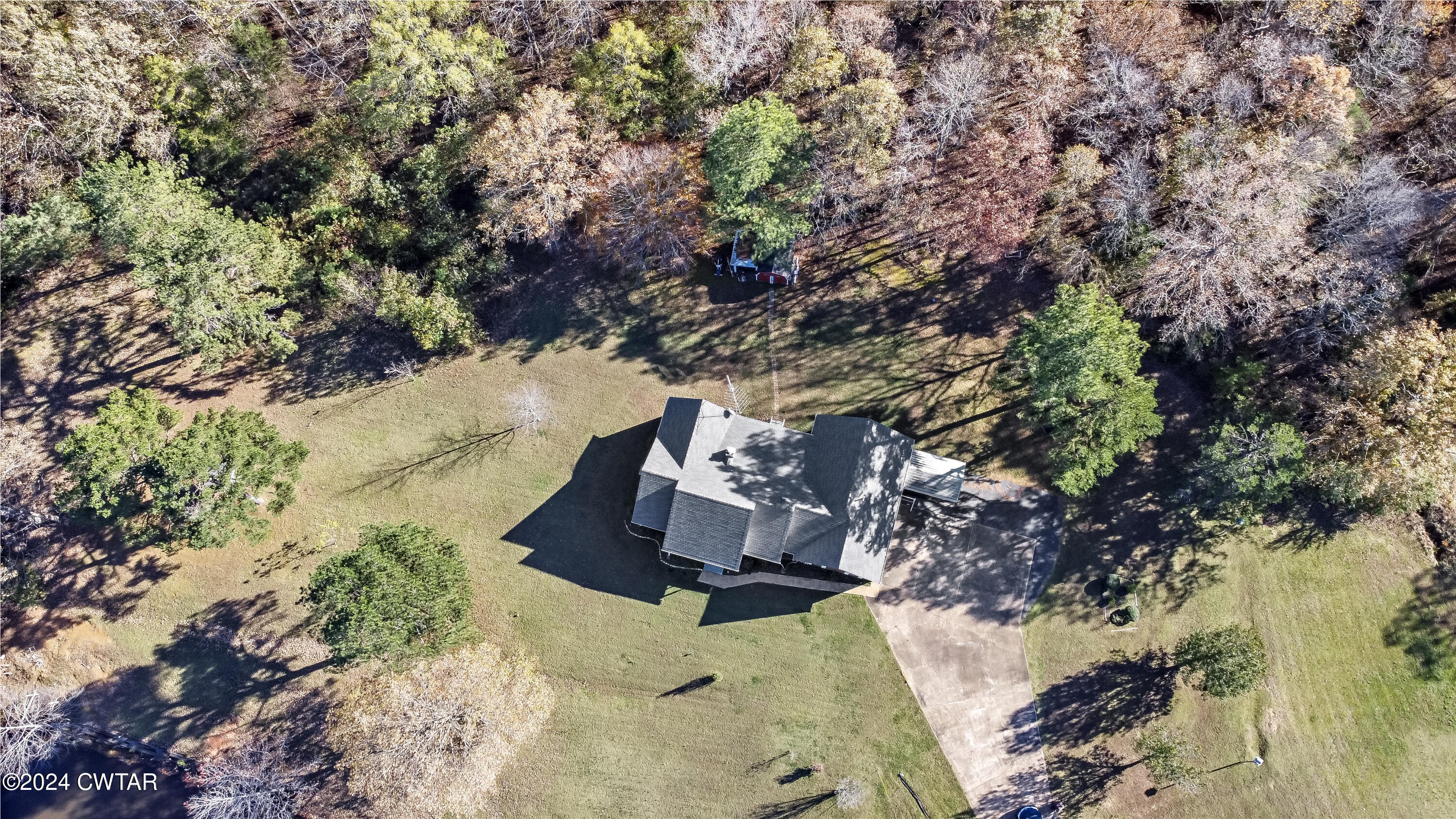 775 Cliffview Road Bolivar, TN 38008 - Photo 3 of 27 DJI_0241(1)