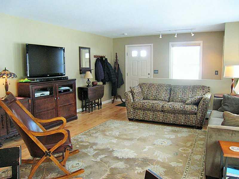 261 Main Street Cumberland Center, ME 04021 - Photo 6 of 34 Living Room.