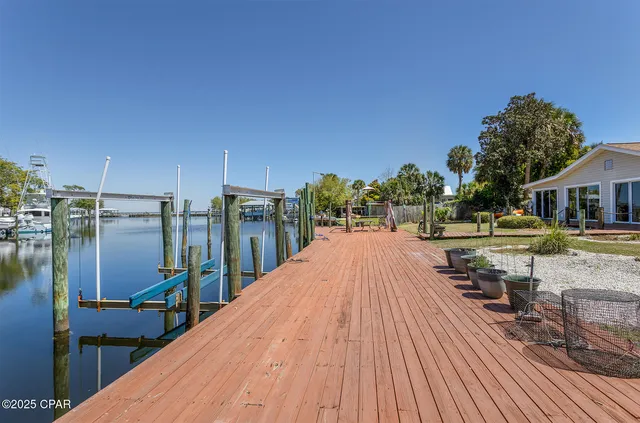 $1,900,000 | 419 Bay Shore Drive, Panama City Beach, FL 32407