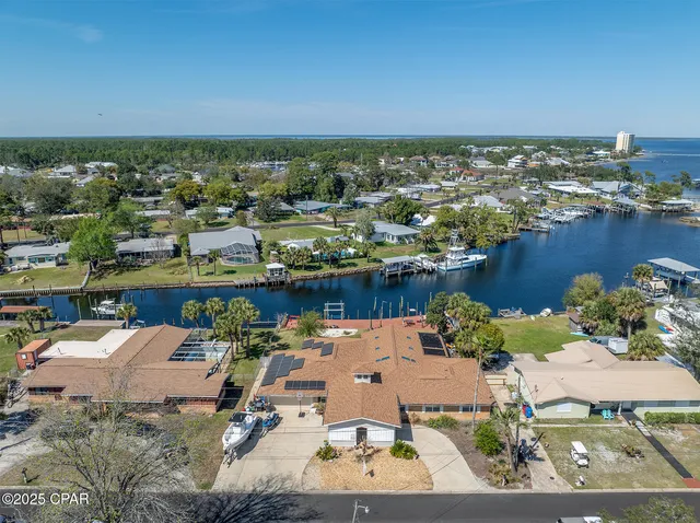 $1,900,000 | 419 Bay Shore Drive, Panama City Beach, FL 32407