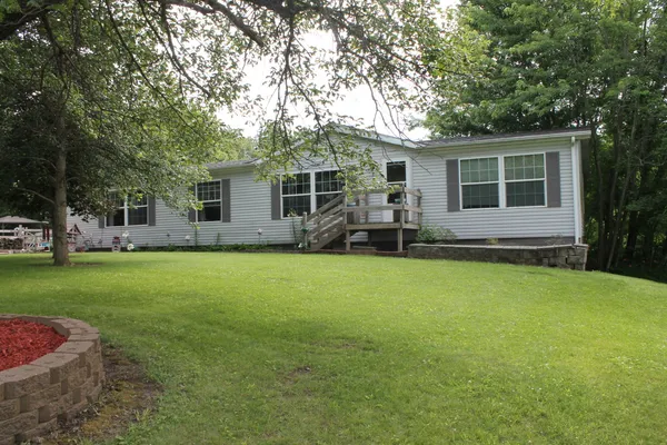 $305,000 | 1462 303rd Street, Sherrard, IL 61281