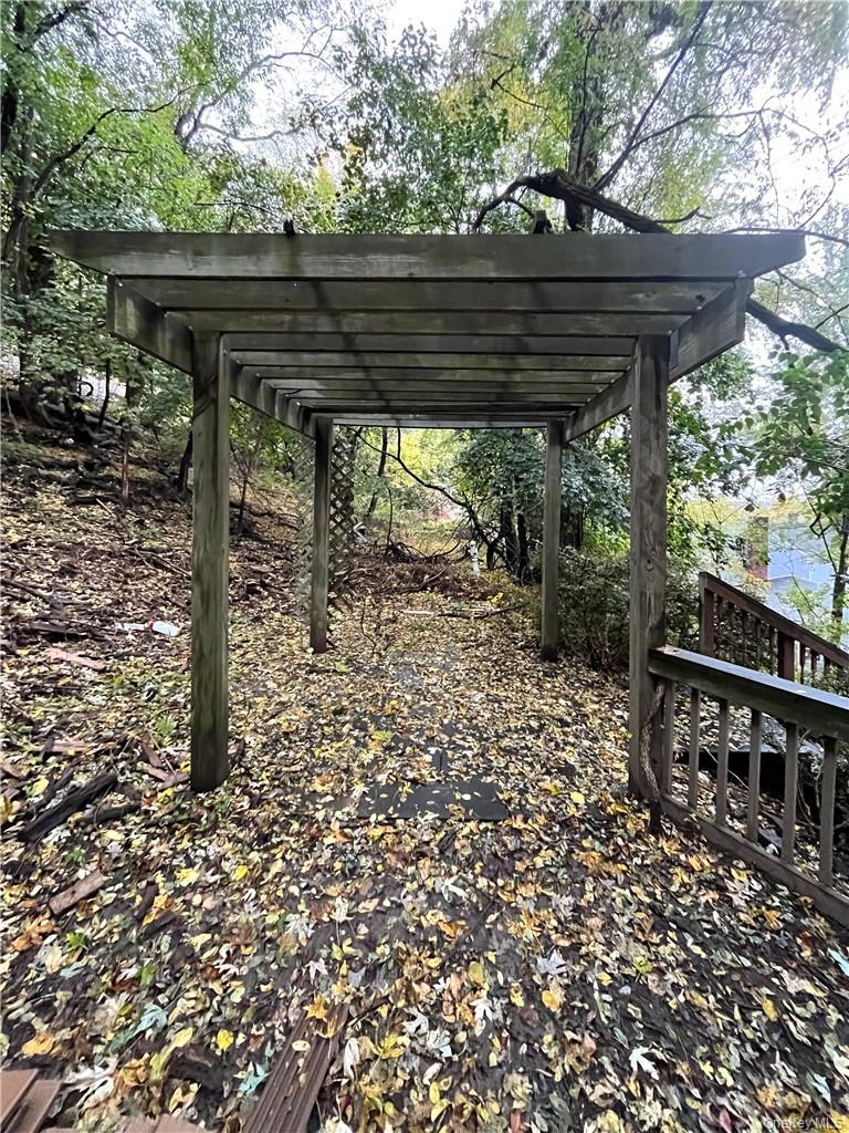 31 Riverside Avenue Haverstraw, NY 10927 - Photo 13 of 16