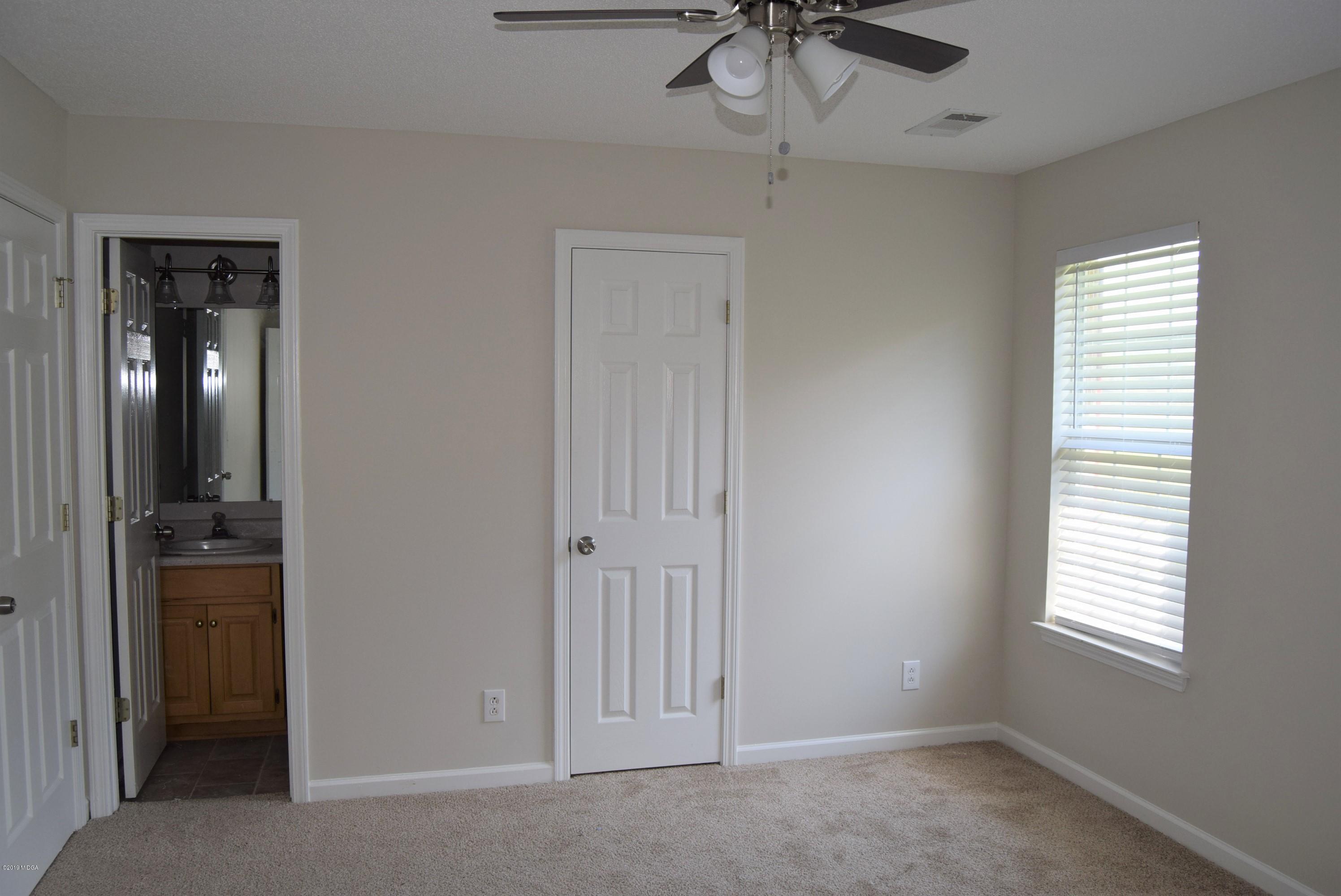 8427 Lower Thomaston Road Lizella, GA 31052 - Photo 14 of 24 DSC_0170 (2)
