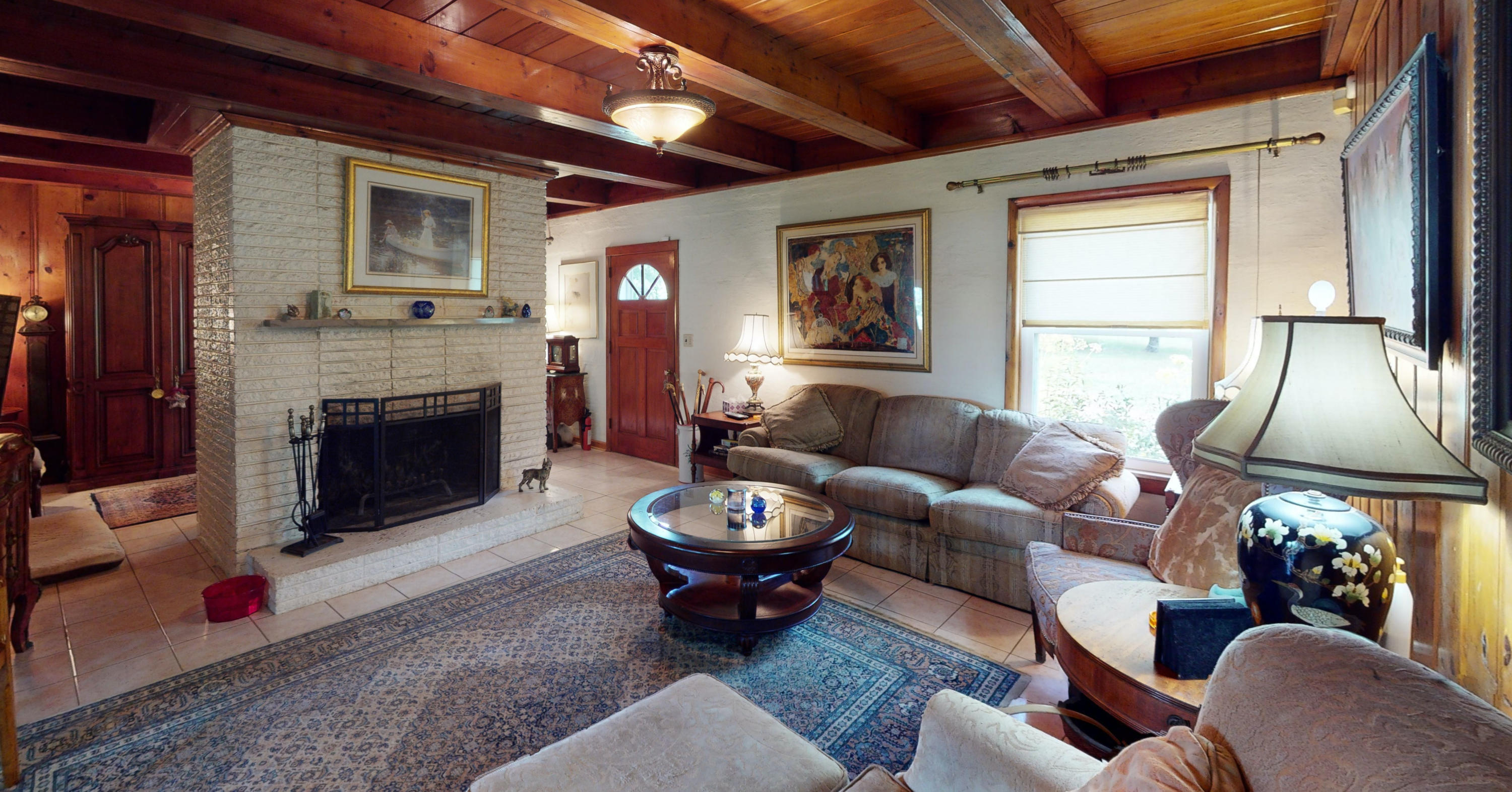 4809 Riversedge Road Louisville, TN 37777 - Photo 9 of 40 iving-room-1