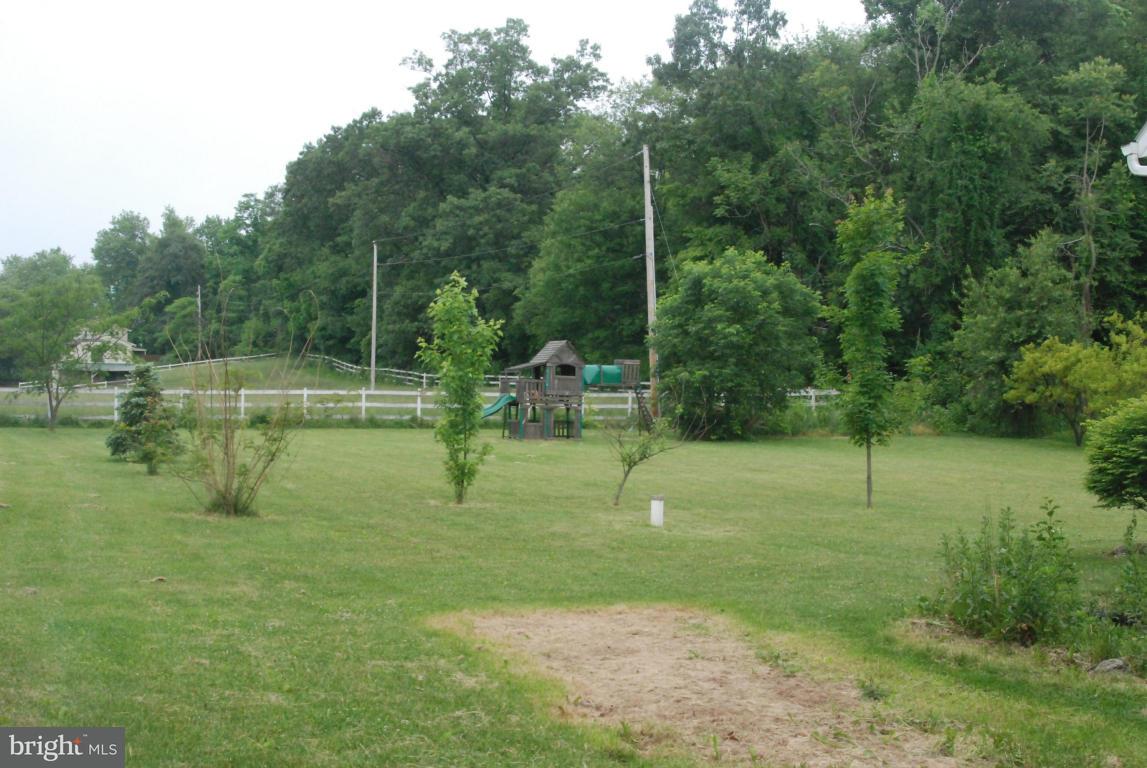 2848 Church Road Elizabethtown, PA 17022 - Photo 3 of 23 Gallery Image 3