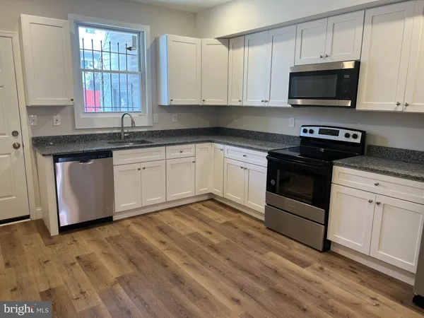 $1,995 | 715 North Kenwood Avenue, Baltimore, MD 21205