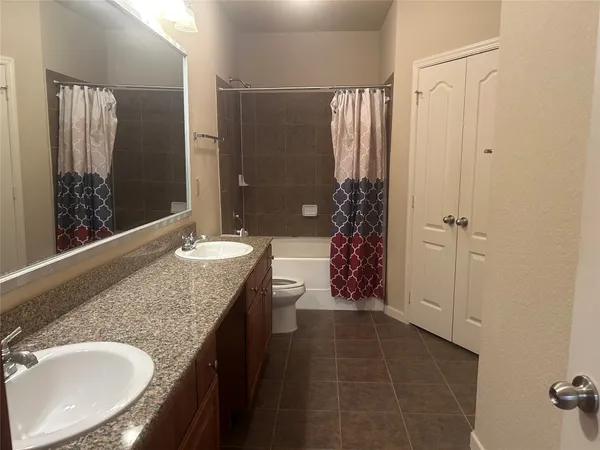 $2,000 | 1711 Old Spanish Trail, Unit 347, Houston, TX 77054