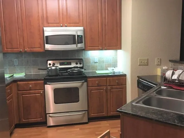 $2,000 | 1711 Old Spanish Trail, Unit 347, Houston, TX 77054