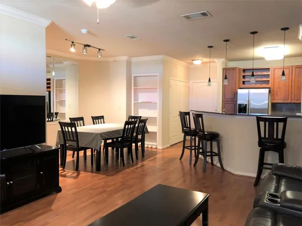 $2,000 | 1711 Old Spanish Trail, Unit 347, Houston, TX 77054