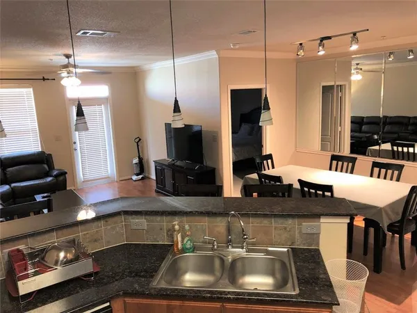$2,000 | 1711 Old Spanish Trail, Unit 347, Houston, TX 77054