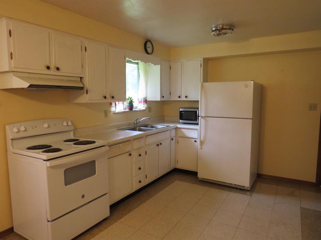 435 Hemphill Road Tarentum, PA 15084 - Photo 8 of 30