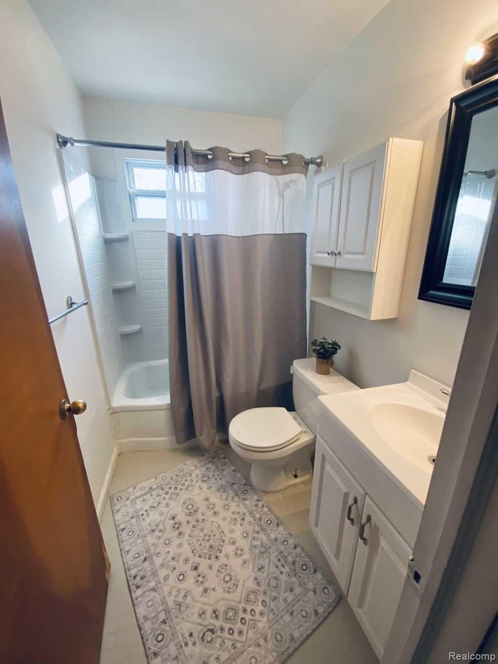 8888 Sheldon Road Plymouth, MI 48170 - Photo 6 of 18