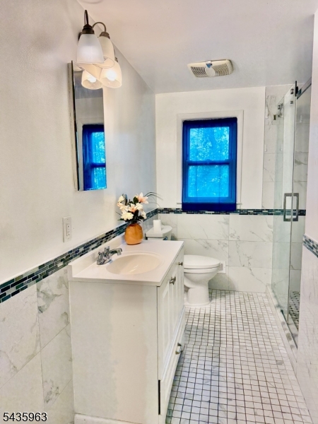 65 Wabeno Avenue Springfield, NJ 07081 - Photo 4 of 43