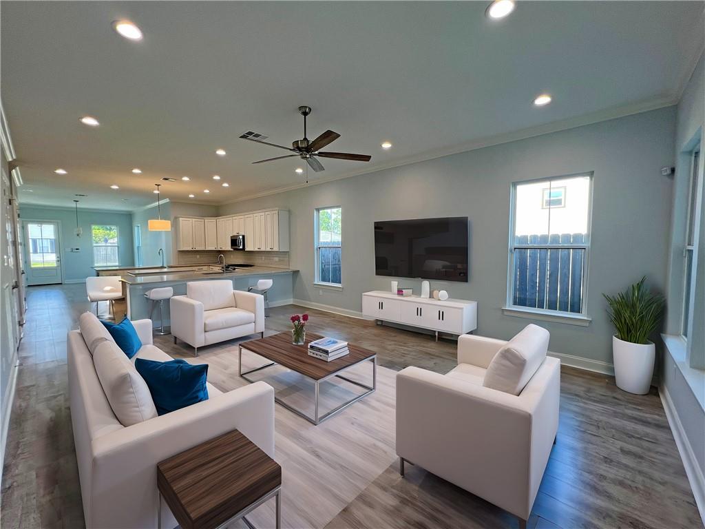 4712 Cross Street New Orleans, LA 70121 - Photo 2 of 18