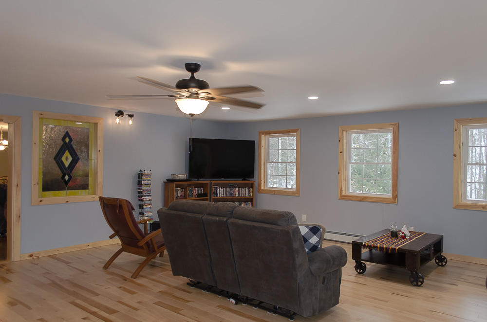 523 Streaked Mountain Road Buckfield, ME 04220 - Photo 28 of 112 Great Room
