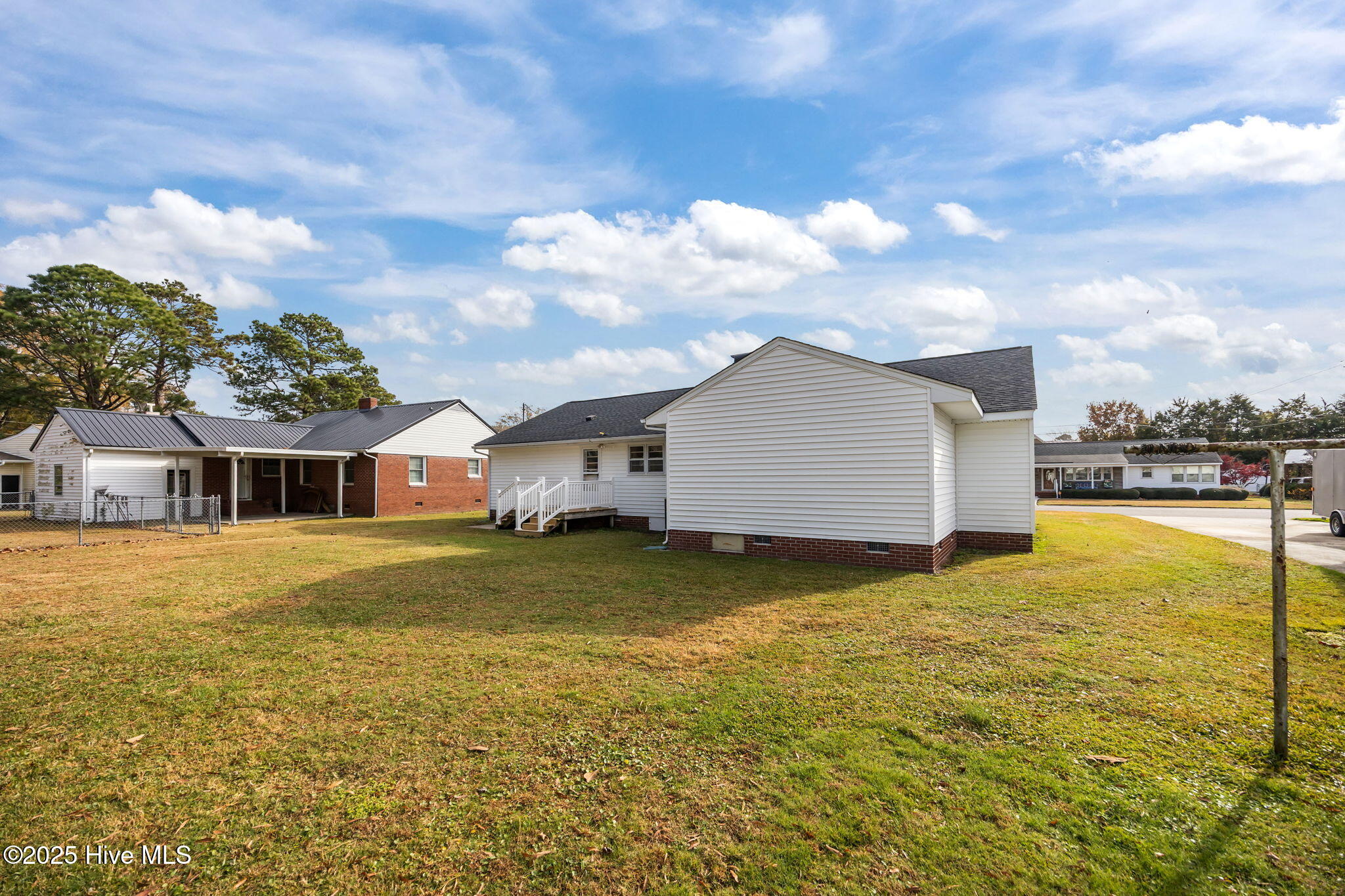 4214 Park Avenue Ayden, NC 28513 - Photo 7 of 46 IMG_0028